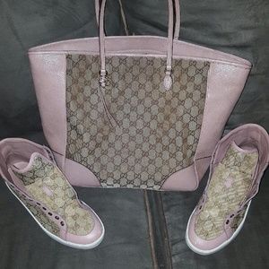 Gucci tote w/matching shoes